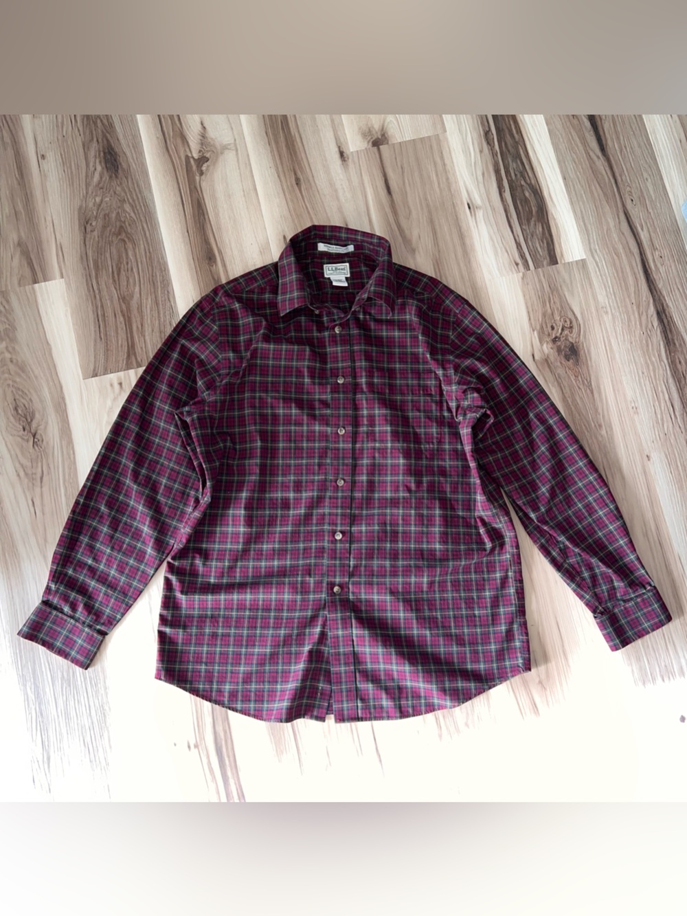 L.L. Bean Men's Plaid Wrinkle Free Traditional Fit M Reg